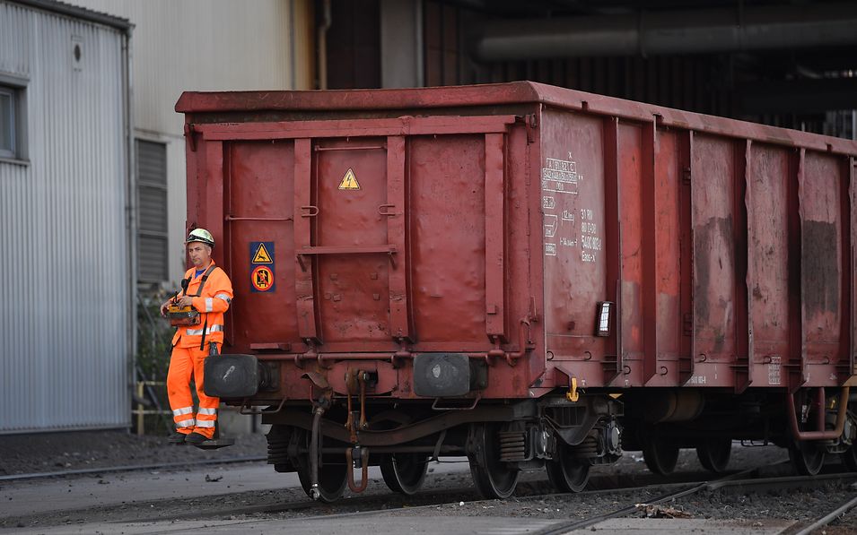  Shunter on freight wagons